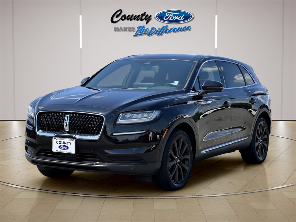 Used 2022 Lincoln Nautilus Reserve w/ Equipment Group 201A image 2