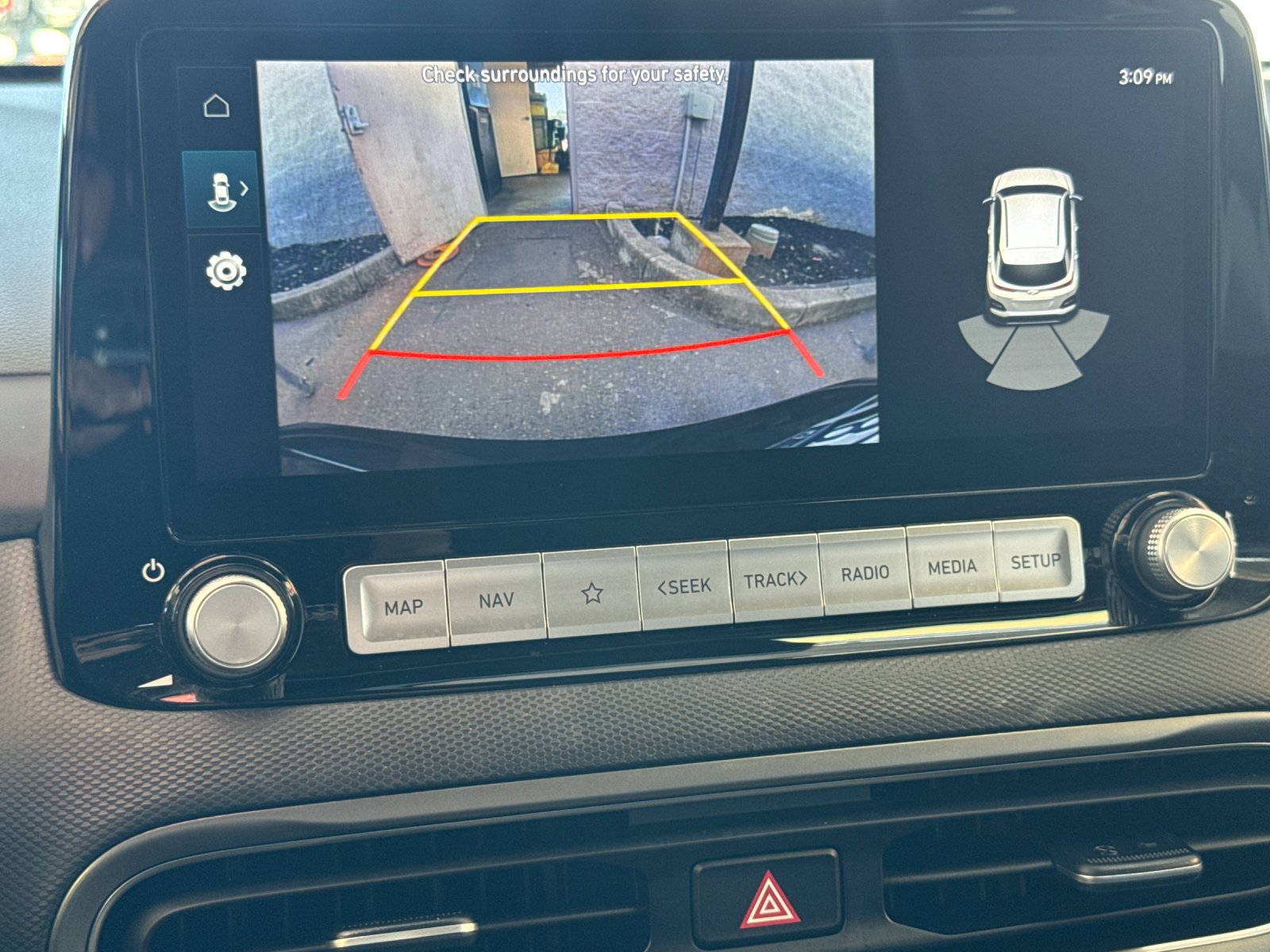 Used 2023 Hyundai Kona Limited FWD image 21