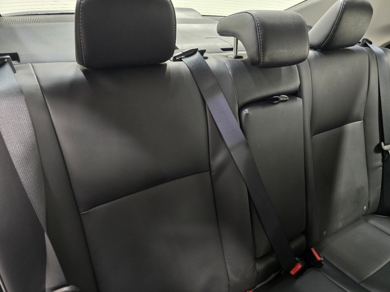 Used 2016 Toyota Corolla S Premium image 21