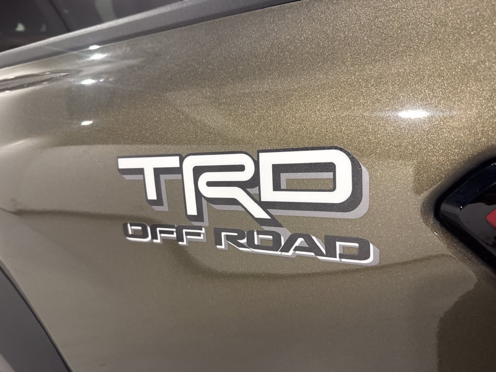 Used 2025 Toyota Tacoma TRD Off-Road AWD/4WD image 35