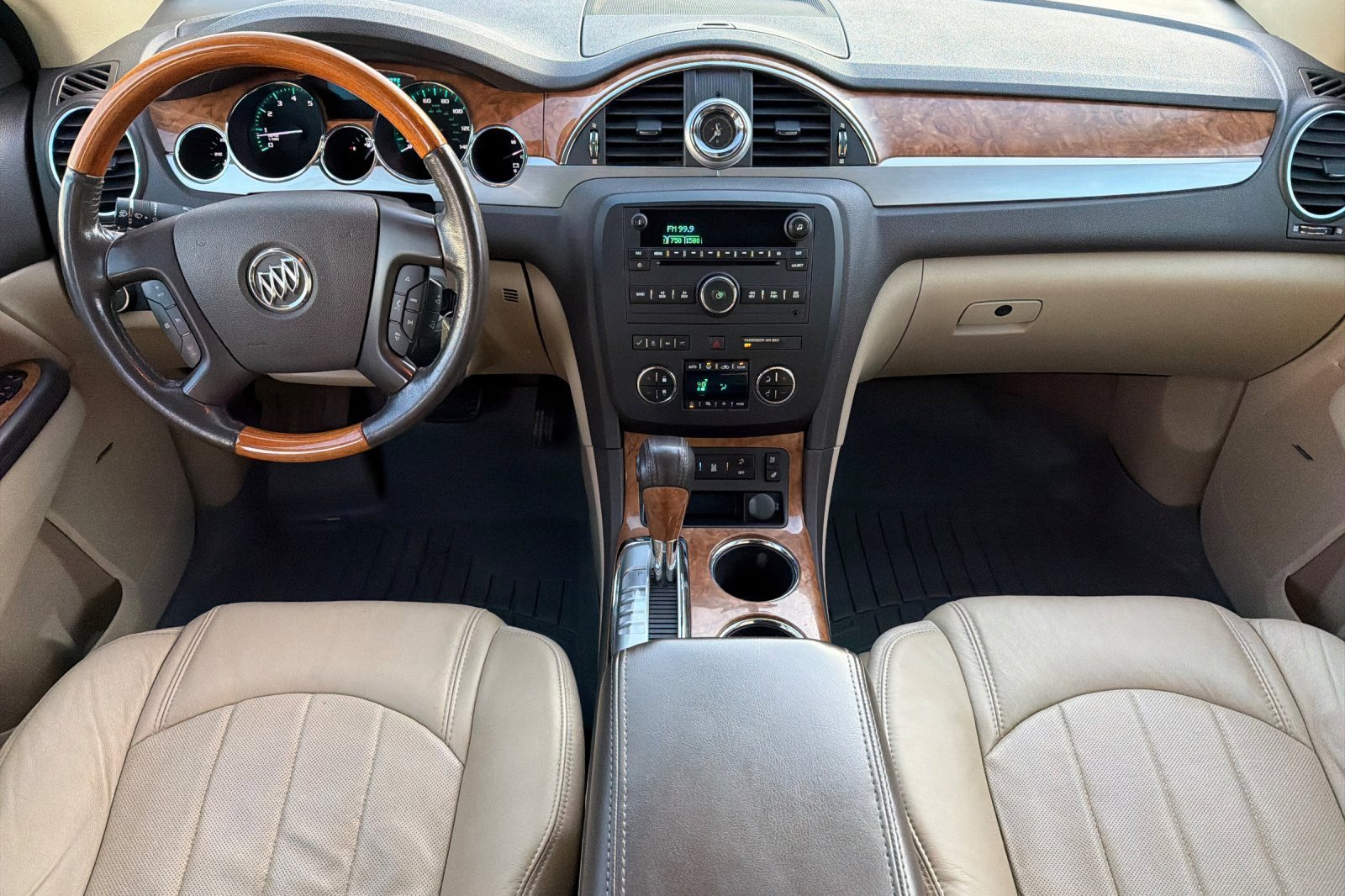 Used 2012 Buick Enclave Premium image 10