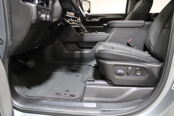 New 2026 GMC Sierra 2500 Denali w/ Denali Reserve Package image 21