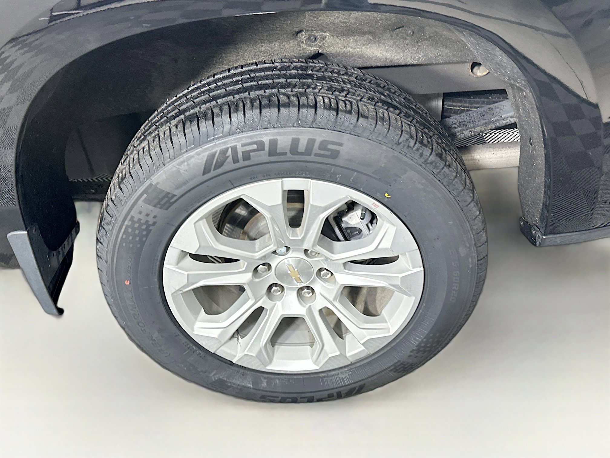 Used 2022 Chevrolet Silverado 1500 LTZ AWD/4WD image 11