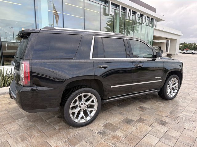Used 2020 GMC Yukon Denali w/ Denali Ultimate Package RWD image 2