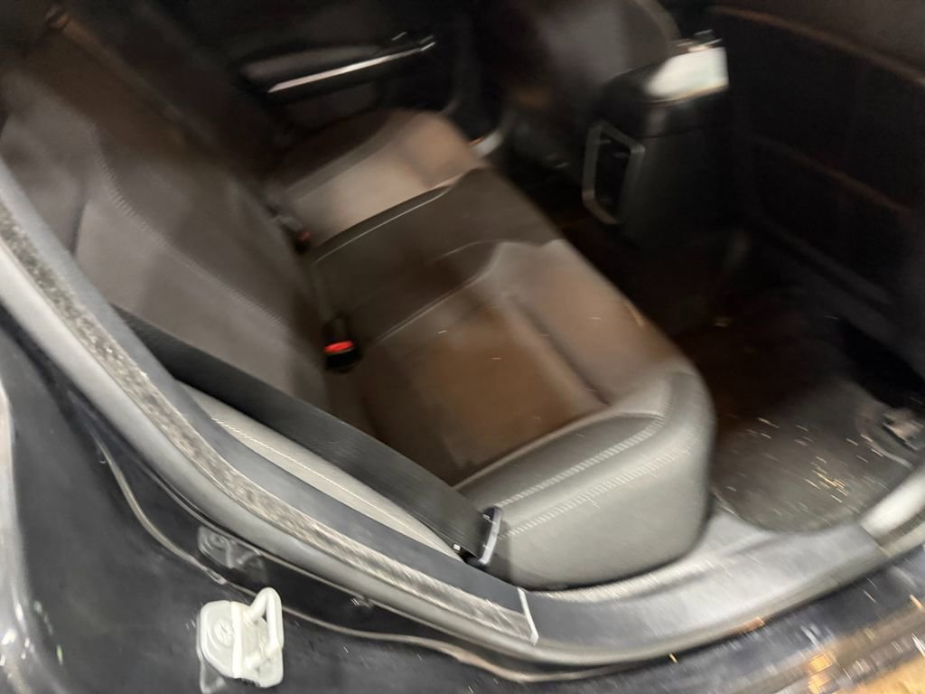 Used 2015 Dodge Charger SXT image 7