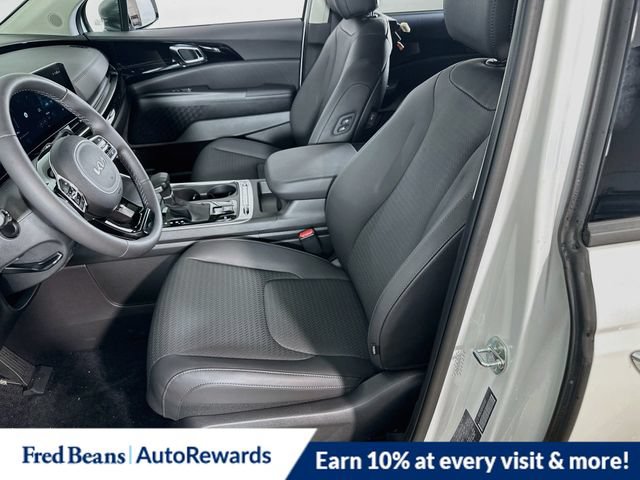 New 2025 Kia Carnival SX Prestige FWD image 14