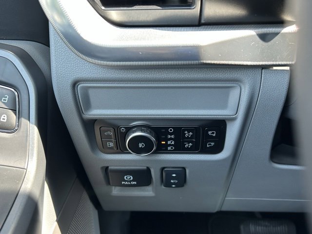 New 2025 Ford F150 Lariat w/ Equipment Group 502A High image 13