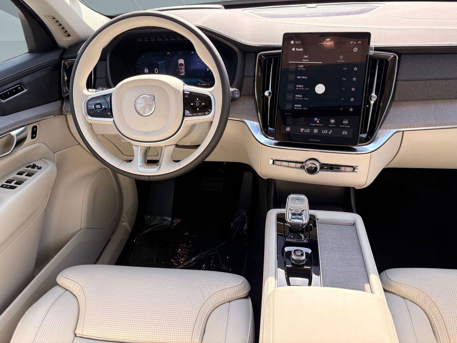 New 2026 Volvo XC90 B6 Ultra w/ Protection Package AWD/4WD image 23