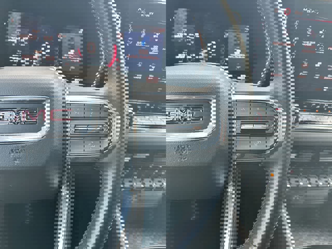 Used 2024 GMC Canyon Elevation w/ Convenience Package image 29