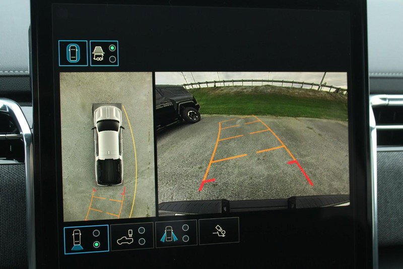 New 2026 GMC Sierra EV Elevation w/ LPO, Elevation Dark Package image 10