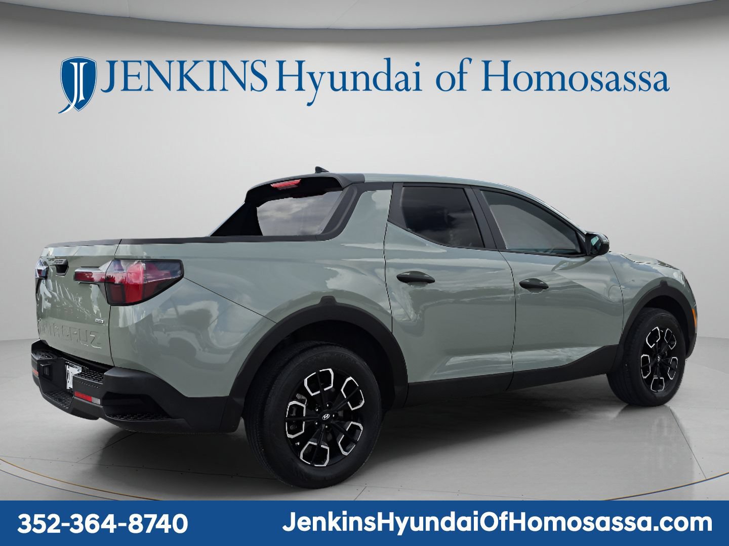 Used 2024 Hyundai Santa Cruz SE AWD/4WD image 4