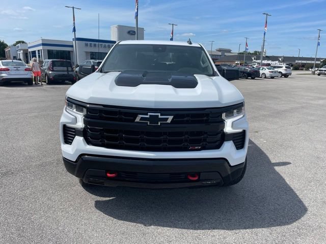 Used 2023 Chevrolet Silverado 1500 LT Trail Boss w/ Protection Package AWD/4WD image 3
