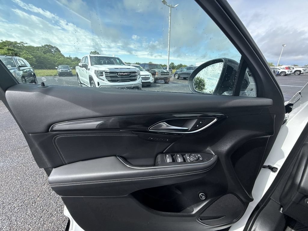 Certified 2023 Buick Envision Essence w/ Sport Touring Package AWD/4WD image 29