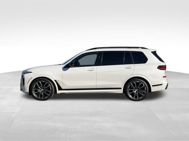 Certified 2025 BMW X7 M60i AWD/4WD image 2