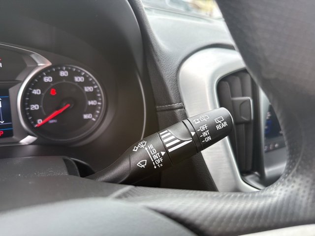 Used 2023 GMC Terrain SLE w/ Driver Convenience Package image 22