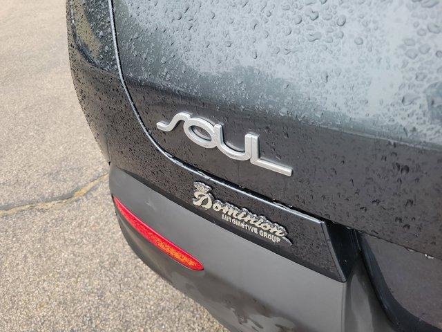 Used 2022 Kia Soul LX image 7