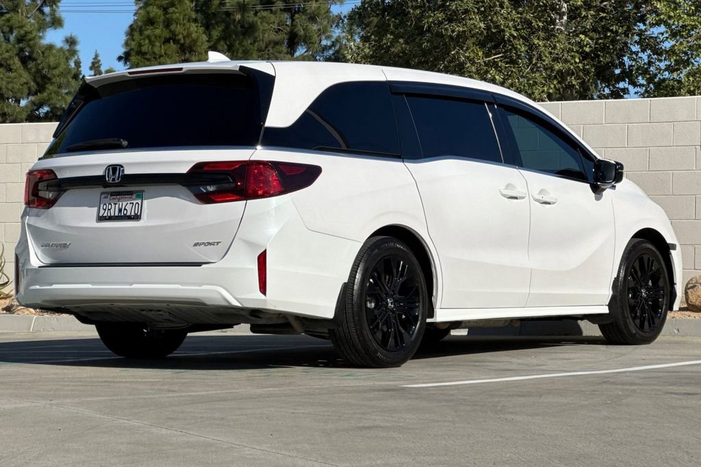 Certified 2025 Honda Odyssey Sport-L image 8