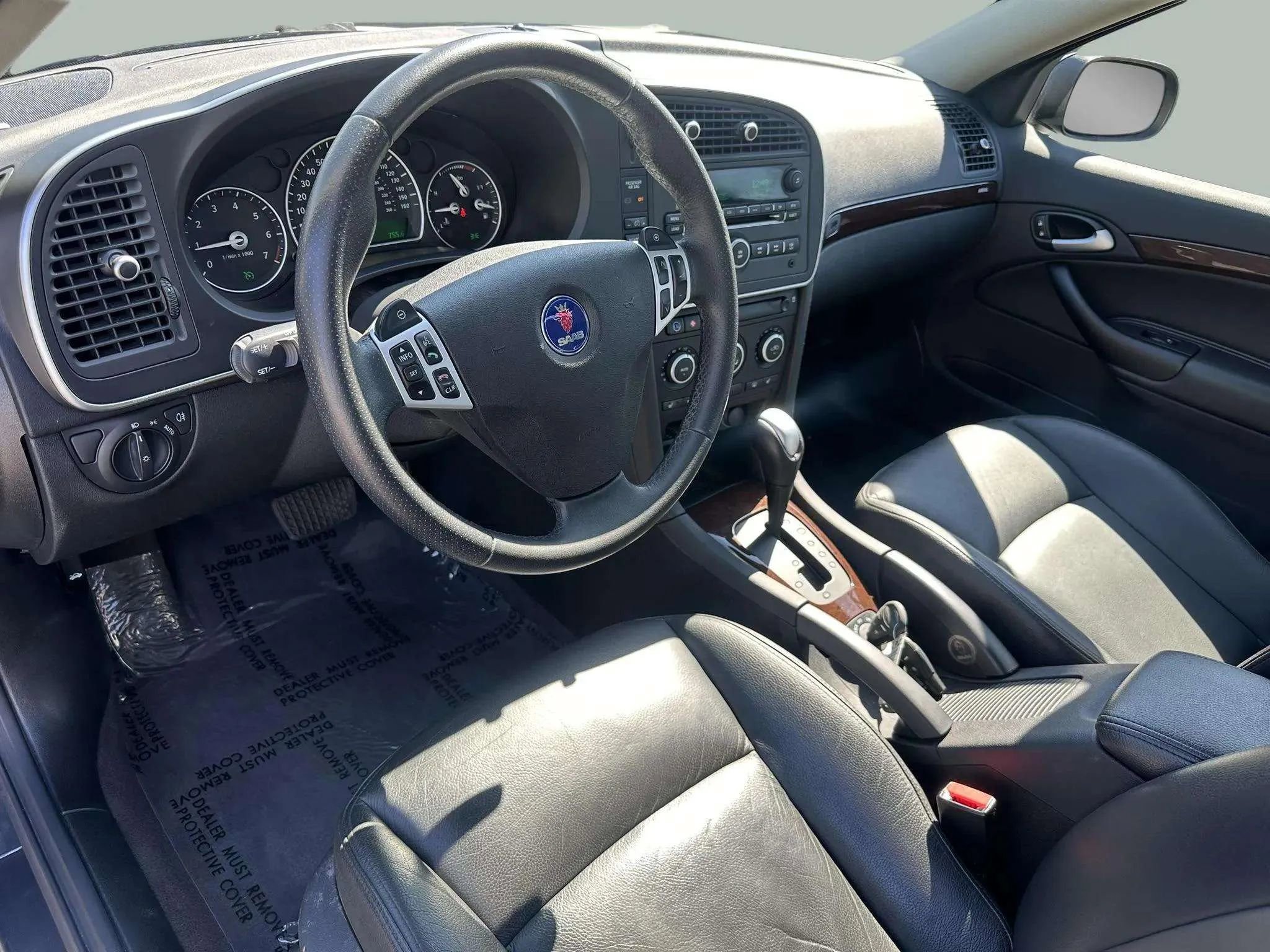 Used 2011 Saab 9-3 Aero image 23