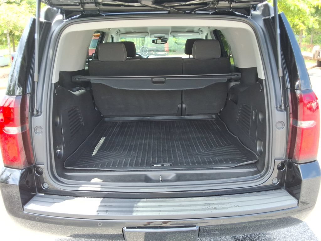 Certified 2018 Chevrolet Tahoe LS w/ Max Trailering Package AWD/4WD image 17