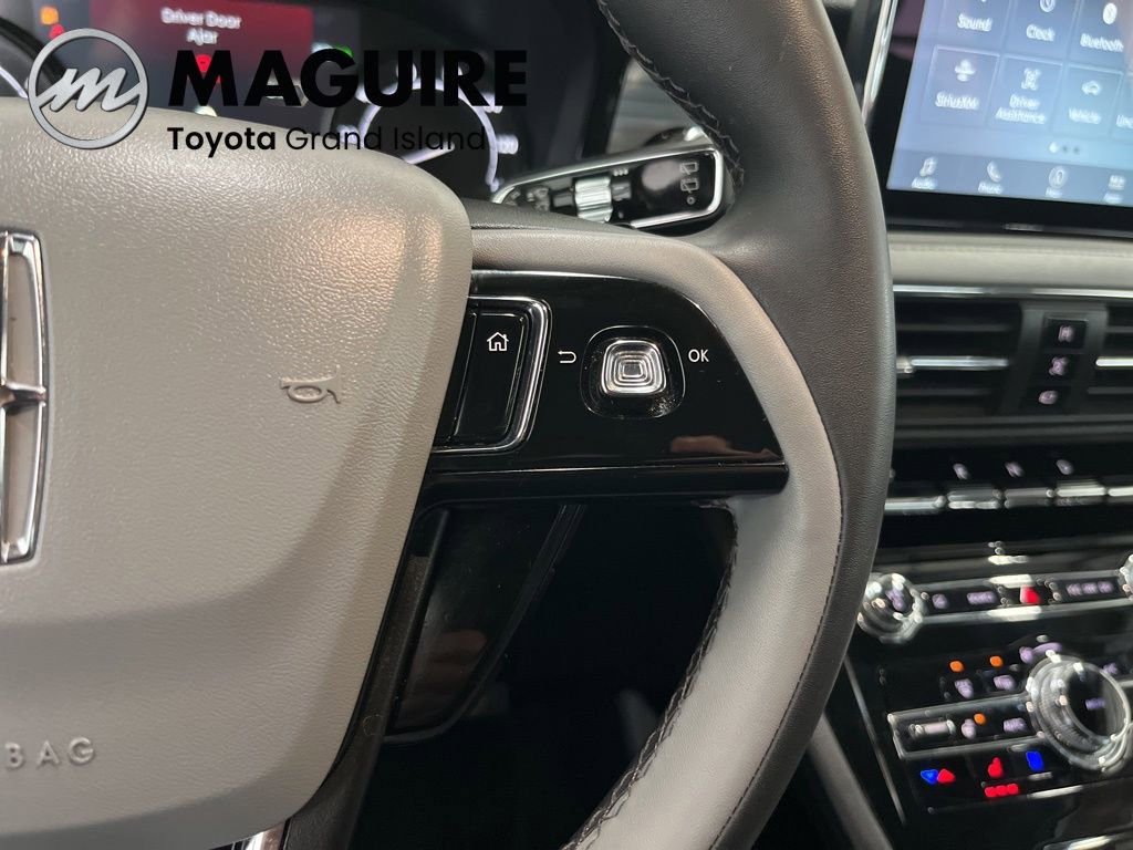 Used 2022 Lincoln Corsair AWD w/ Equipment Group 101A image 7