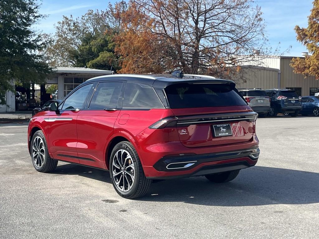 New 2026 Lincoln Nautilus Reserve image 3