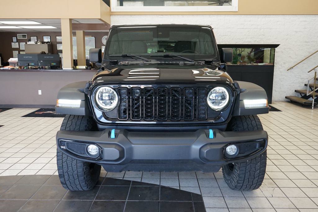 Used 2024 Jeep Wrangler Unlimited AWD/4WD image 19