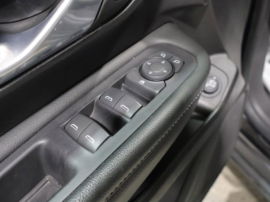 Used 2024 GMC Terrain SLT AWD/4WD image 14
