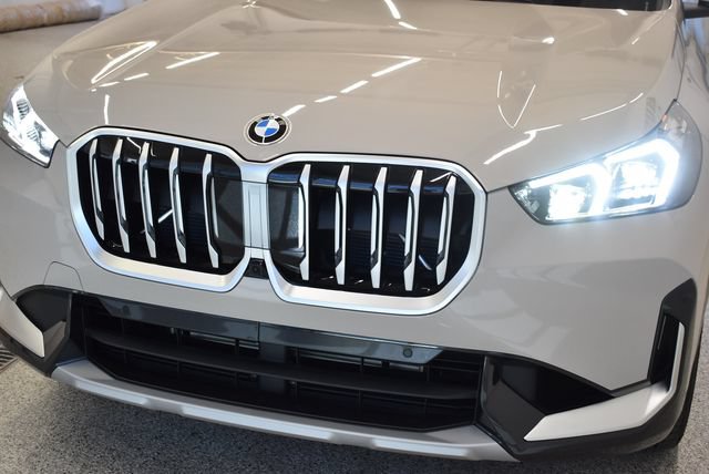 New 2026 BMW X1 xDrive28i w/ Technology Package AWD/4WD image 14
