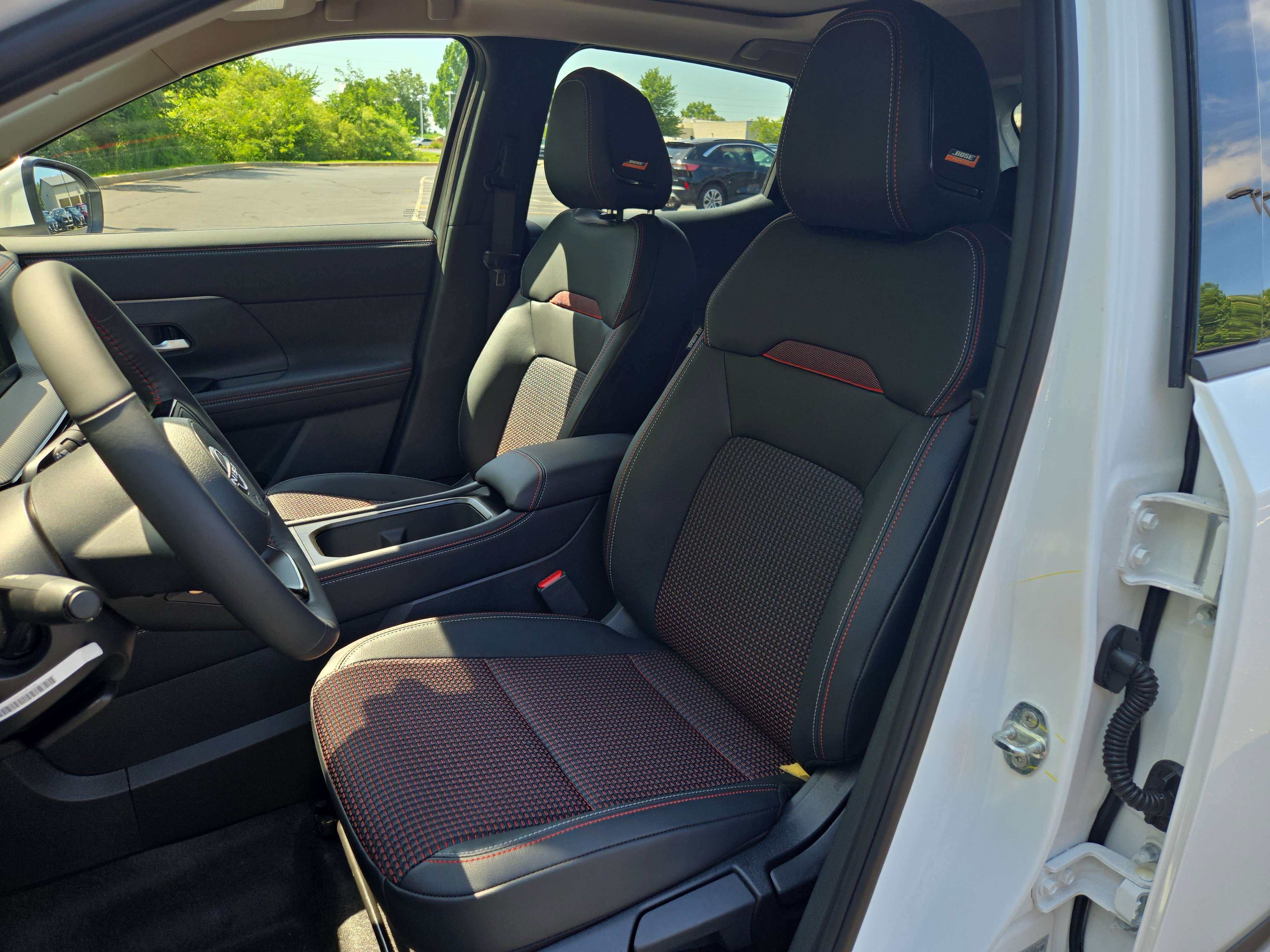 New 2025 Nissan Kicks SR w/ SR Premium Package image 11