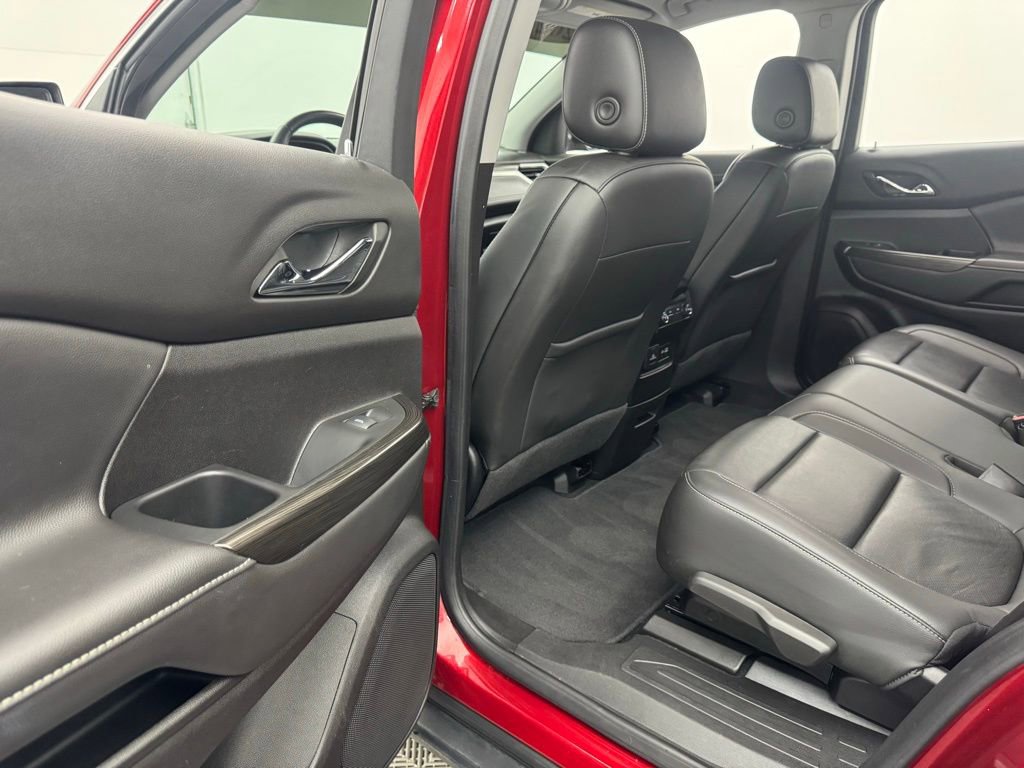 Used 2023 GMC Acadia SLT image 42