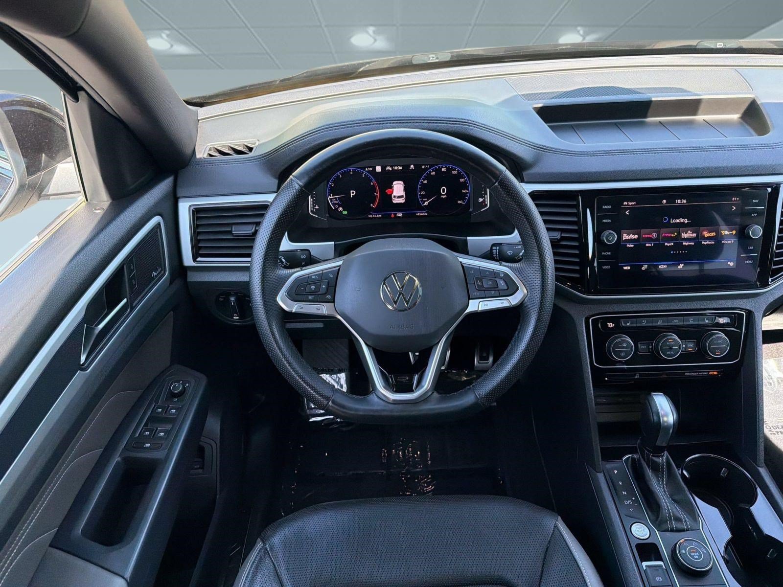 Used 2021 Volkswagen Atlas Cross Sport SEL Premium R-Line AWD/4WD image 18