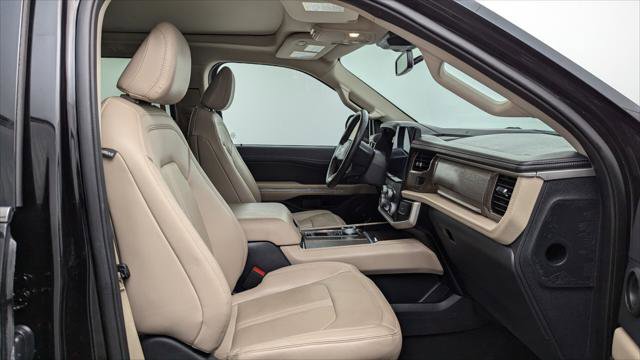 Used 2024 Ford Expedition Max Limited image 18