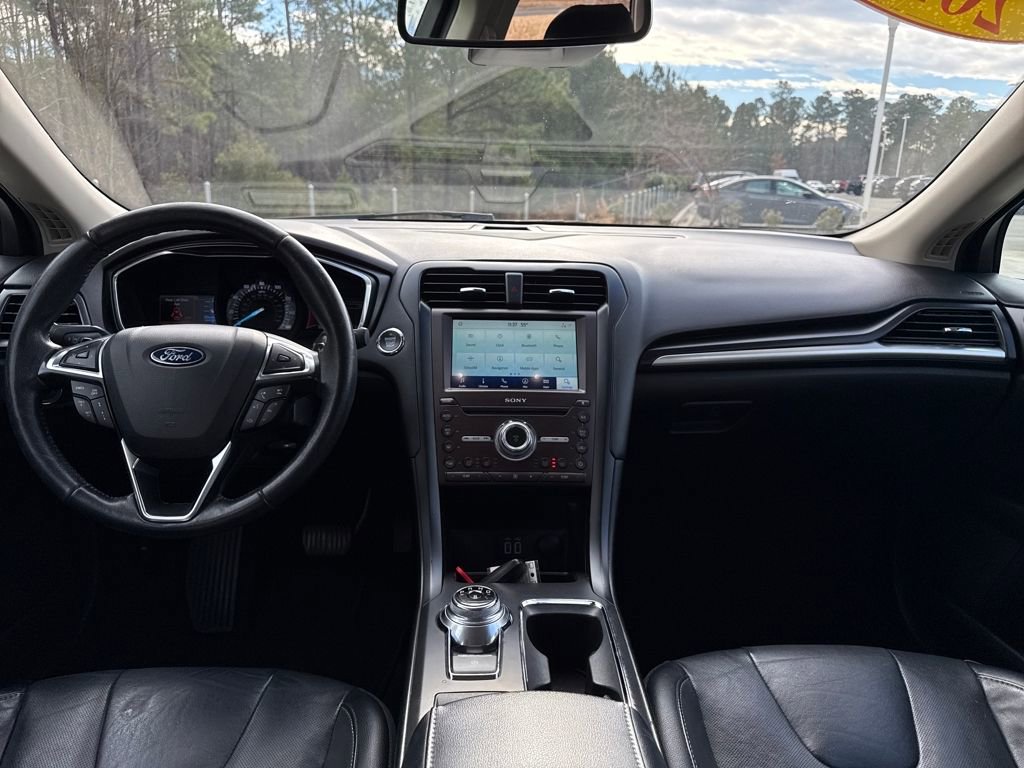 Used 2020 Ford Fusion Titanium image 16