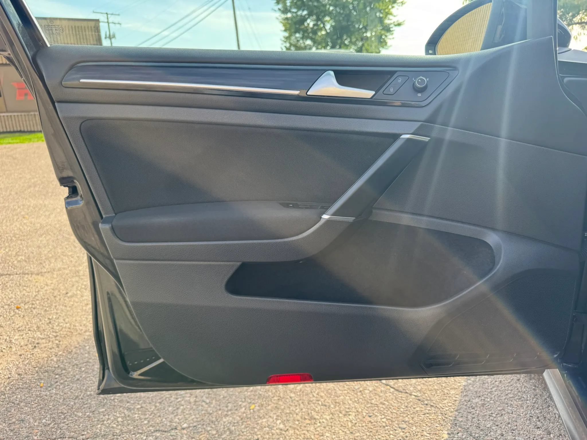 Used 2016 Volkswagen GTI S FWD image 25
