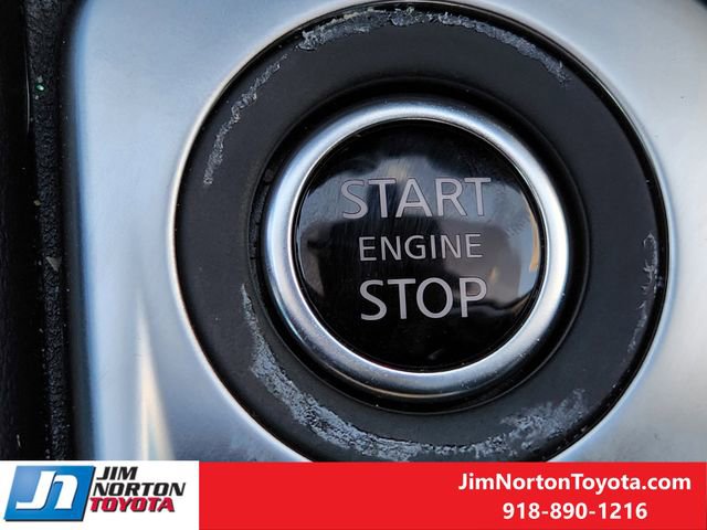 Used 2024 Nissan Sentra SR w/ SR Premium Package image 24