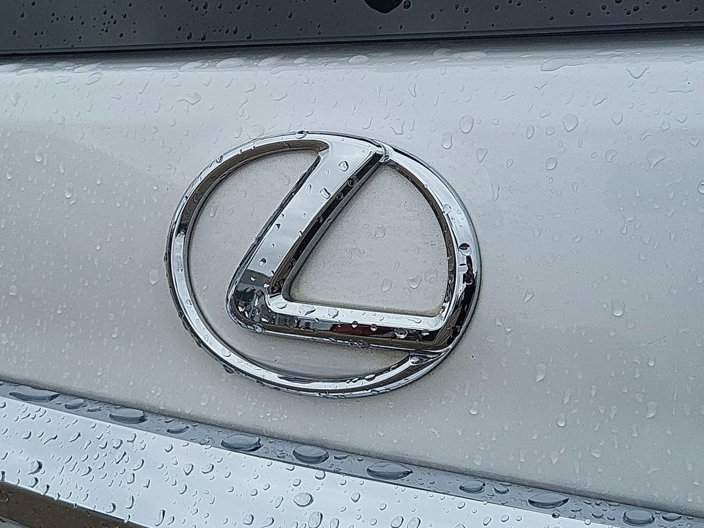 Used 2017 Lexus GX 460 Premium image 31