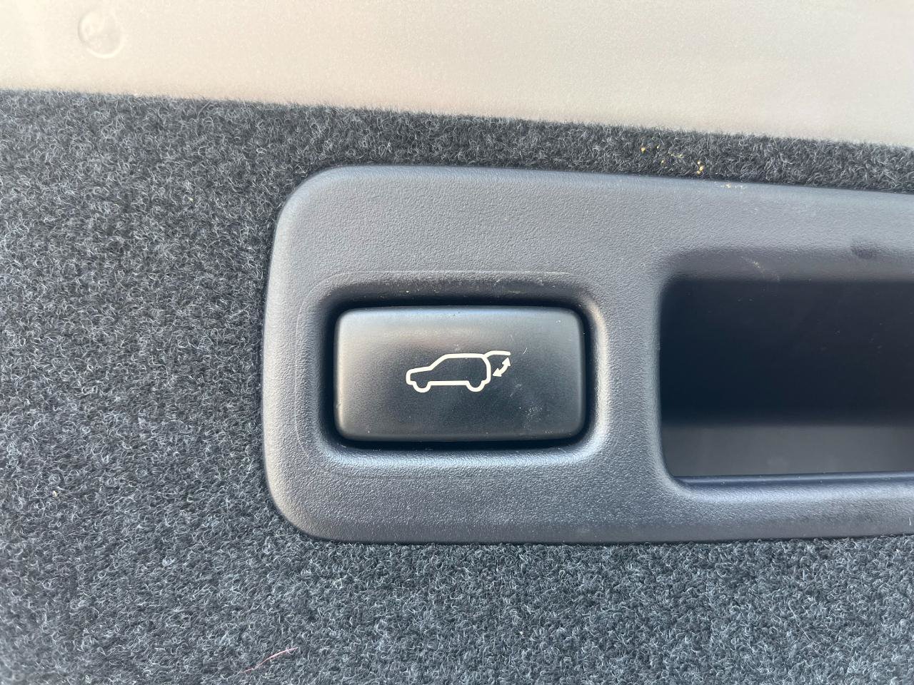 Used 2010 Lexus RX 450h AWD w/ Premium Pkg image 22