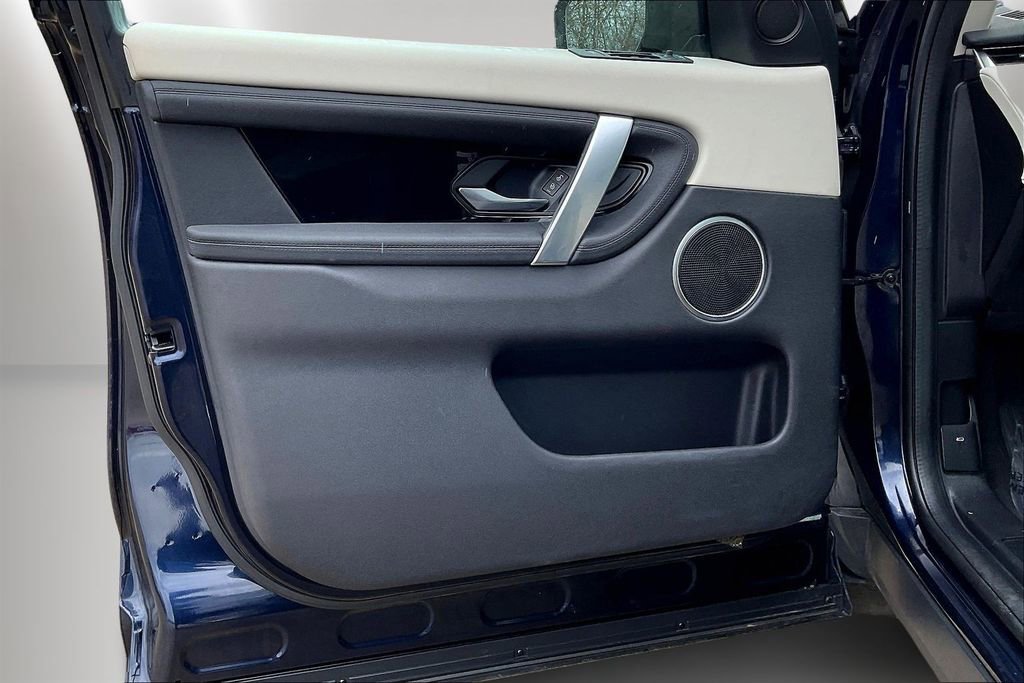 Used 2020 Land Rover Discovery Sport S image 20