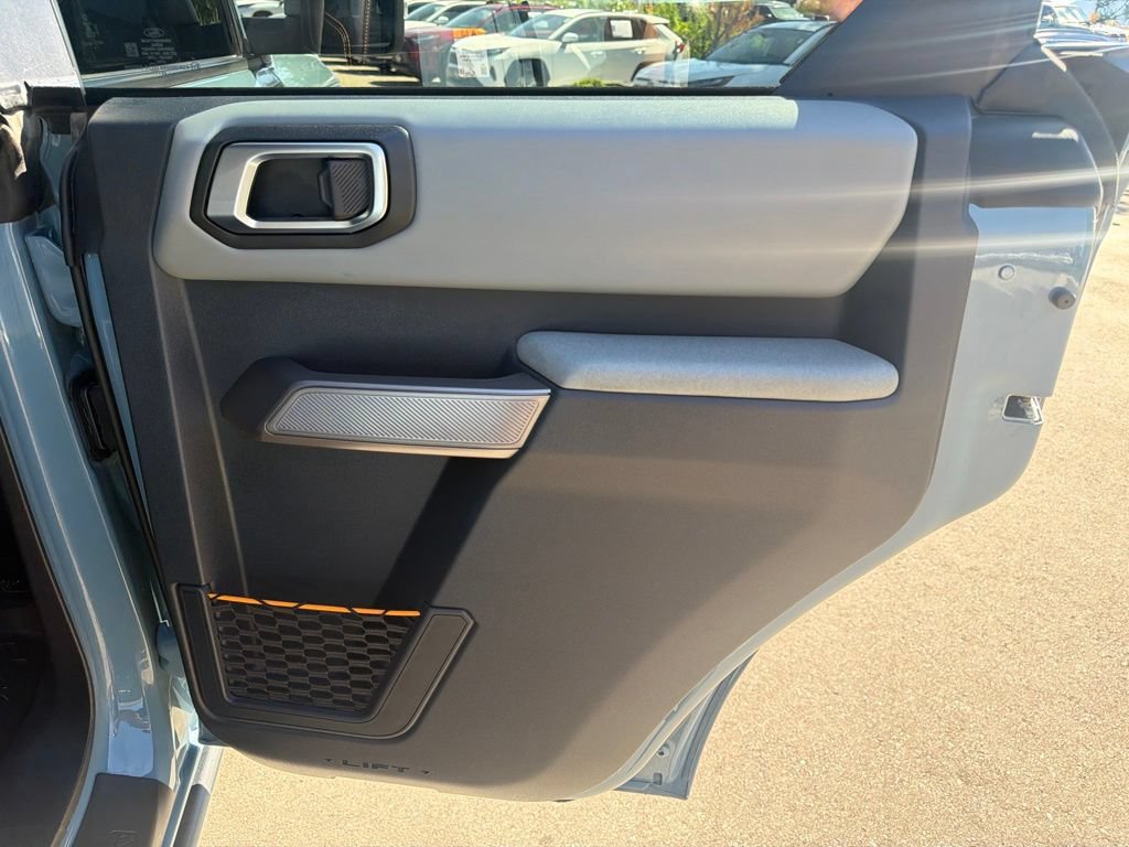 Used 2023 Ford Bronco Badlands AWD/4WD image 14