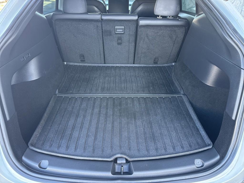Used 2020 Tesla Model Y Long Range image 26