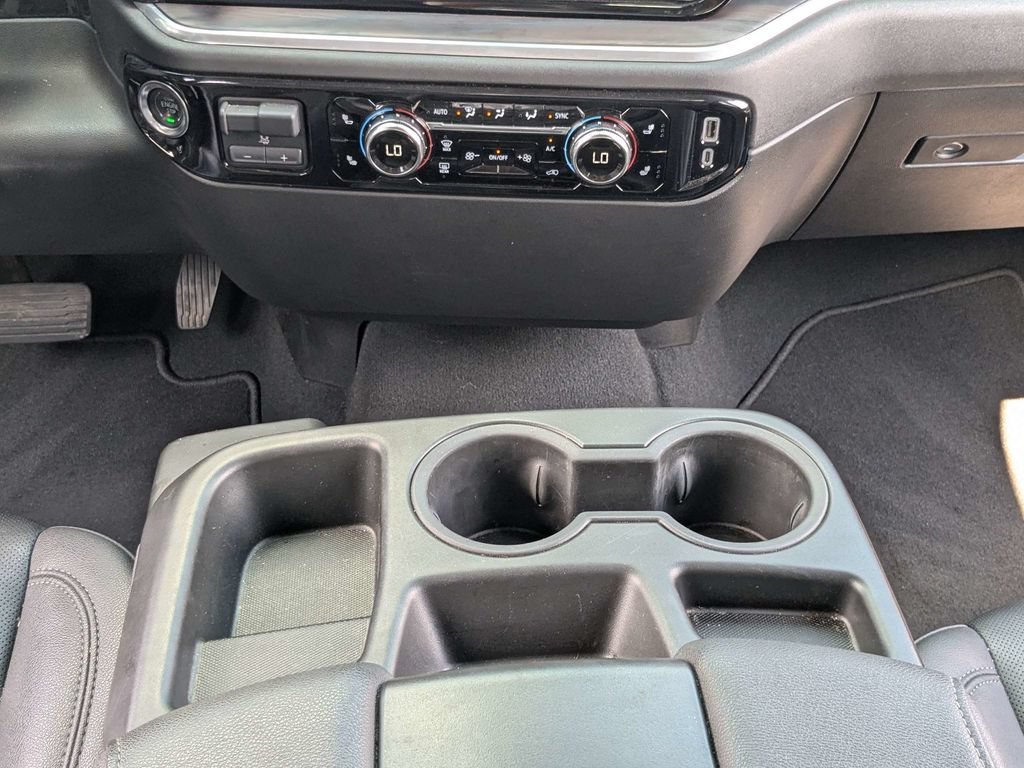 Used 2025 GMC Sierra 1500 SLT AWD/4WD image 19