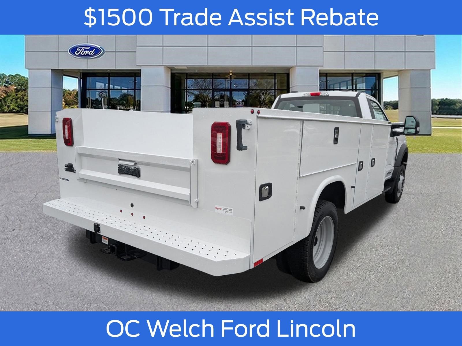 New 2025 Ford F550 4x4 Regular Cab Super Duty image 5