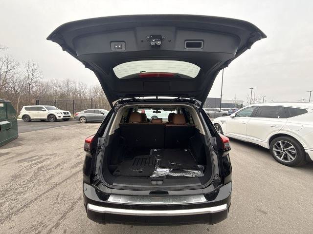 Certified 2026 Nissan Rogue Platinum w/ Platinum Premium Package AWD/4WD image 23
