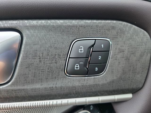 New 2026 Ford Explorer Platinum image 30