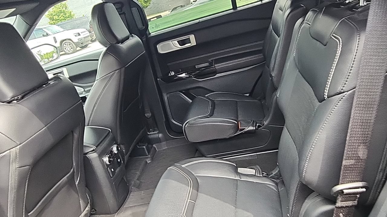 Used 2023 Ford Explorer ST w/ Equipment Group 401A AWD/4WD image 14