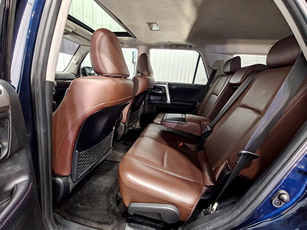 Used 2018 Toyota 4Runner Limited AWD/4WD image 28