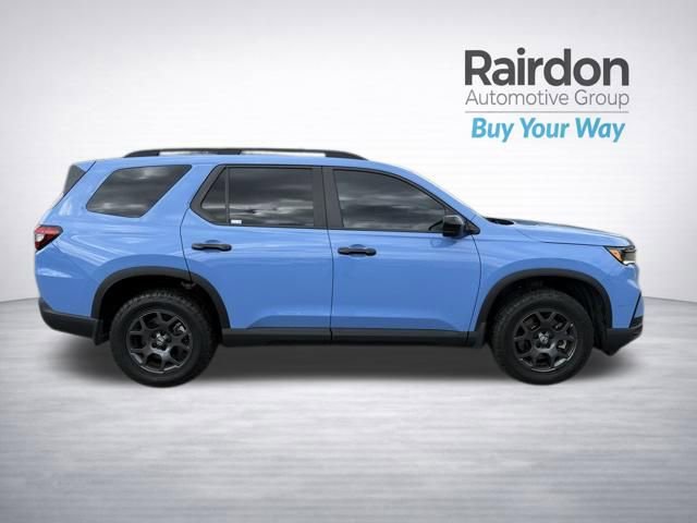 Used 2023 Honda Pilot TrailSport image 6