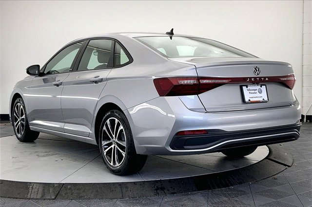 New 2026 Volkswagen Jetta Sport image 4