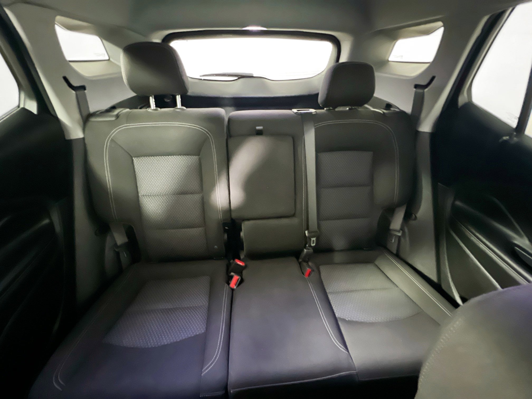 Used 2024 GMC Terrain SLE FWD image 32