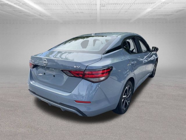 Used 2024 Nissan Sentra SV FWD image 11